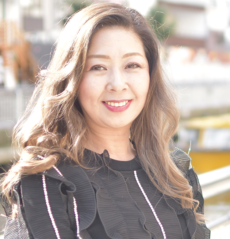 周藤 貴子